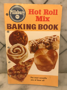 Pillsbury Hot Roll Mix Baking Book
